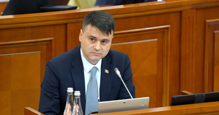 Berlinschii: Amalgamarea primăriilor este numită voluntară, dar asupra primarilor se face presiune.