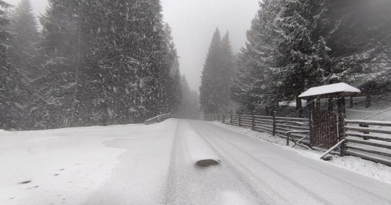 România, lovită de un val de frig în aprilie: Temperaturi de până la -12 °C în munți.