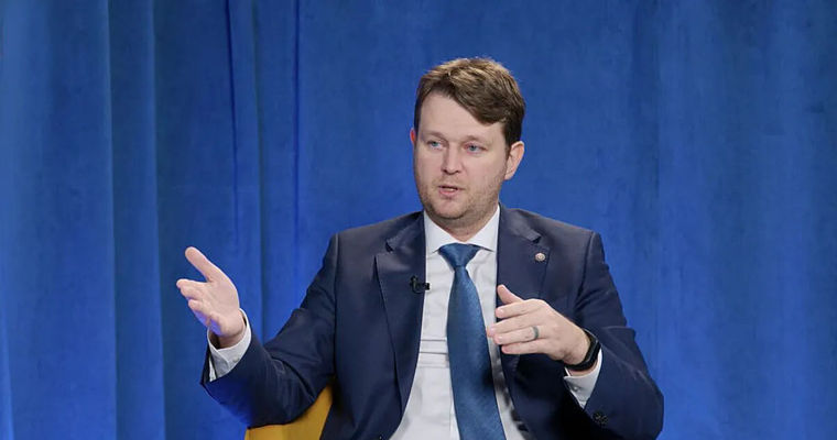 Ministerul Finanțelor: Banii UE există, dar proiectele sunt încetinite de birocrație.