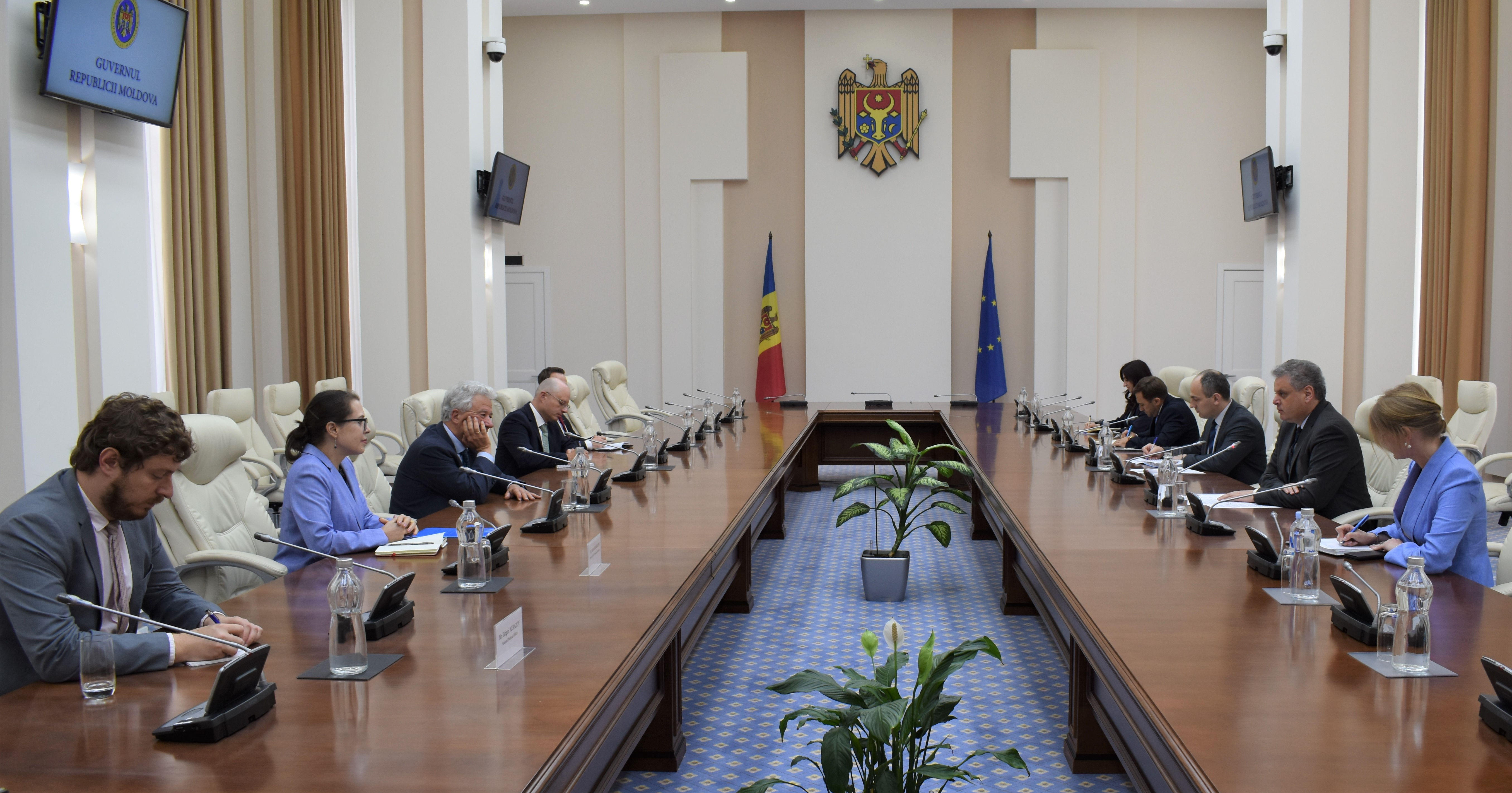 Олег Серебрян призвал Тирасполь отказаться от искусственной политизации несуществующих проблем.