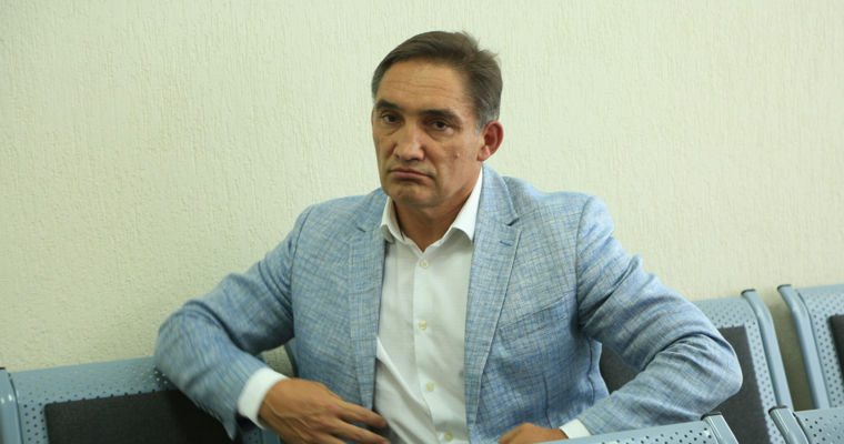Дело, в котором Стояногло обвиняют в освобождении Платона, рассмотрит новый судейский состав.