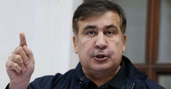 Саакашвили в лесу снял видео с рассказом о въезде в Грузию.