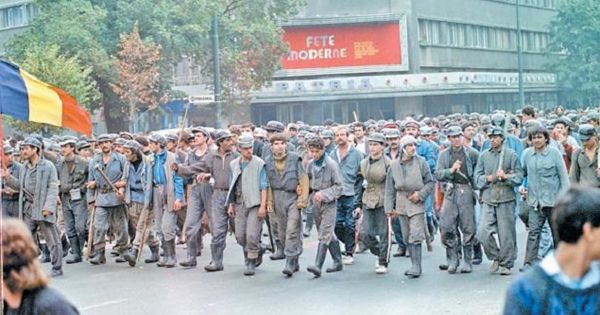 Dosarul Mineriadei a ajuns în judecată după aproape 28 de ani.