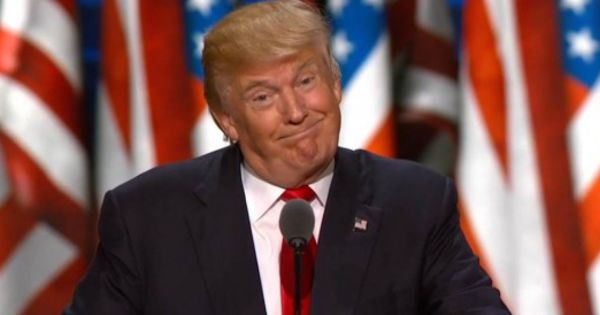 Donald Trump, a salutat într-un mesaj pe Twitter „inteligența” președintelui rus, Vladimir Putin.