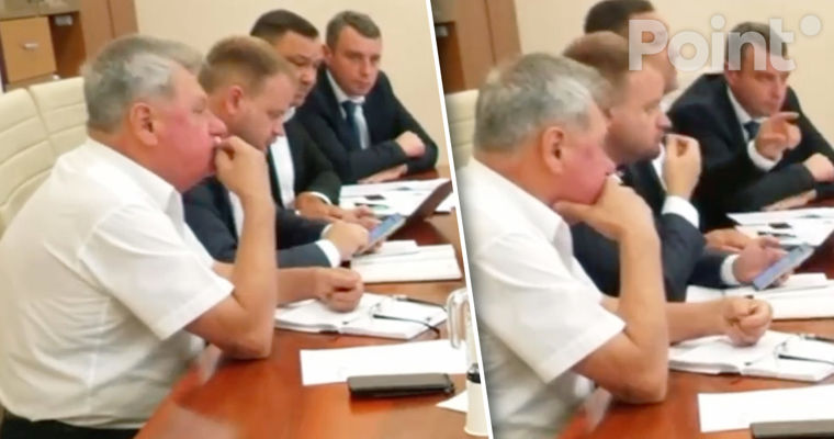 Депутаты ПДС перекусывают даже во время заседаний комиссий.
