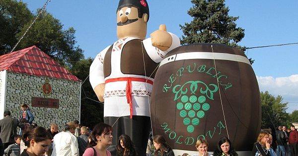 Свою продукцию на празднике представят 47 винодельческих компаний.