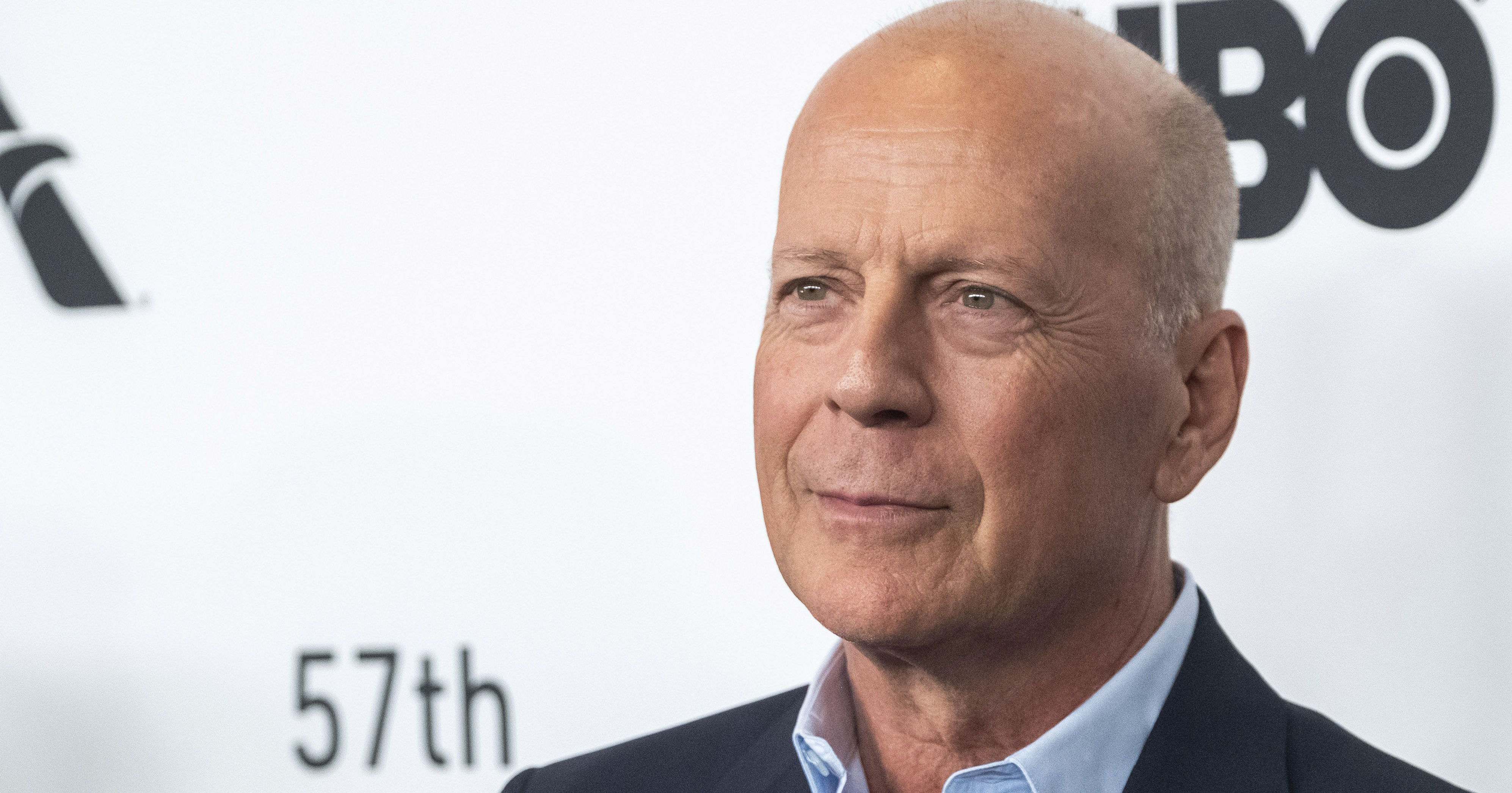 Уилис. Брюс Уиллис. Брюс Уиллис фото. Bruce Willis 2022. Брюс Уиллис 2021.