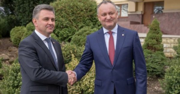 Додон намерен встретиться с лидером Приднестровья в ближайшие месяцы.