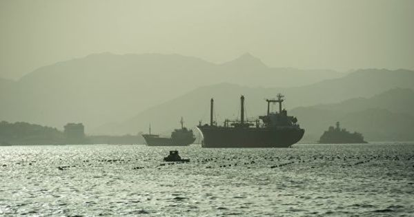 Задержанное властями КНДР российское судно и моряки вернутся в Россию после проверки.
