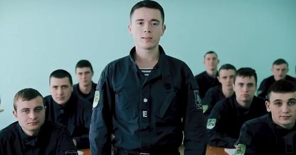 Bărbații din organele de forță au felicitat femeile cu 8 Martie. 
