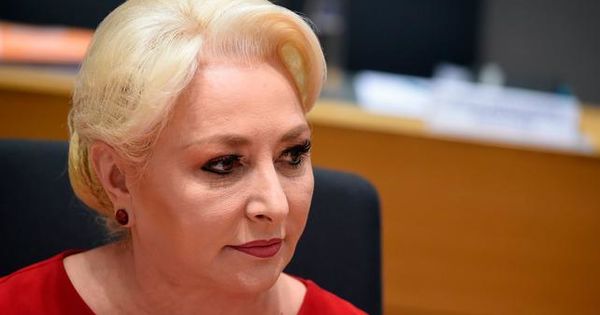 Премьер-министр Румынии Виорика Дэнчилэ.