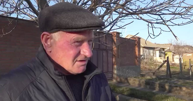 Пенсионер из Копанки - протестующим: "Государство помогает. Сколько оно еще может дать?"