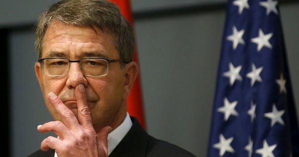 Министр обороны США Эштон Картер.