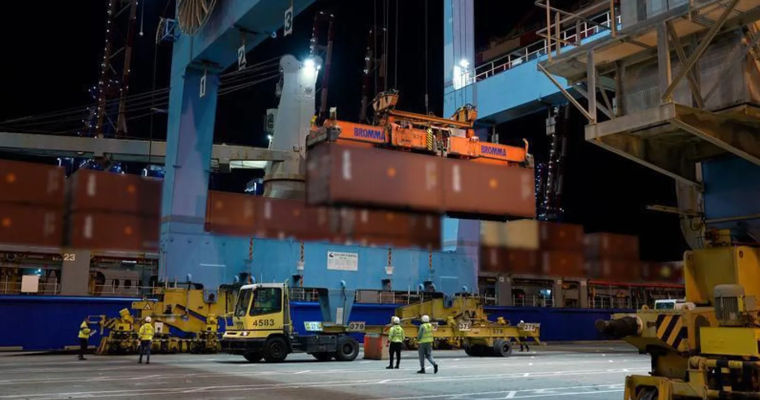 Пентагон доставил Израилю около семи тысяч тонн оружия за сутки.