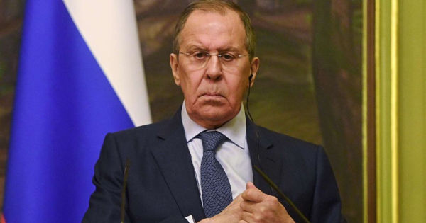 Лавров: Слова Киева о том, что РФ наносит удары по своим городам - вранье.