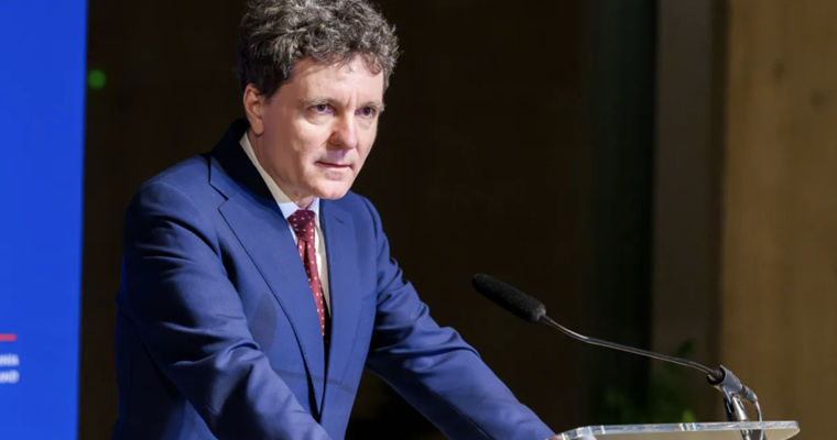 Никушор Дан отложит объявление кандидата в премьер-министры Румынии.