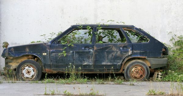 Во Франции за утилизацию старой машины дадут субсидию на электровелосипед.