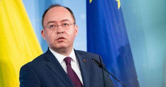Глава МИД Румынии Богдан Ауреску.