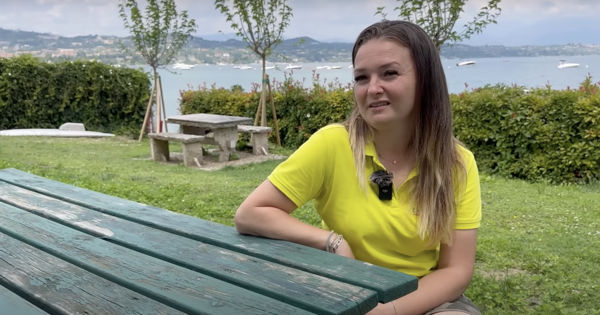 La storia di una donna moldava che possiede un’attività in proprio sulle rive del Lago di Garda