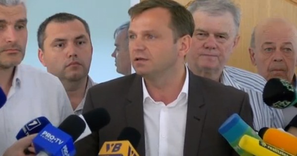 Нэстасе заявил, что общество должно понять, что идет к жестокой диктатуре. Фото: protv.md.