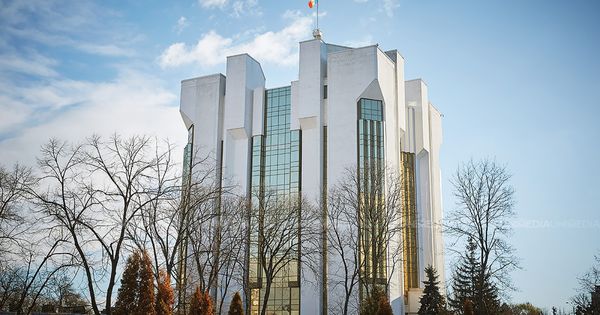 Додон: Церемония состоится в августе. Фото: unimedia.info
