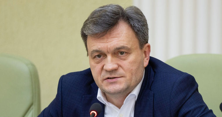 Речан на языках нацменьшинств поздравил граждан, изучающих румынский.