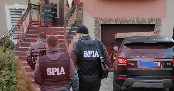 SPIA нагрянула с обысками в роскошный дом главы управления НИОБ.