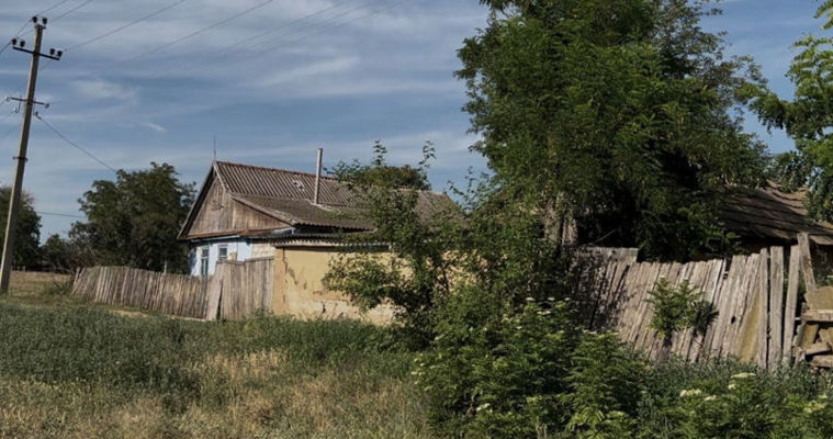 В забытом селе на юге Молдовы всего 10 жителей: нет дорог, школы и магазина.