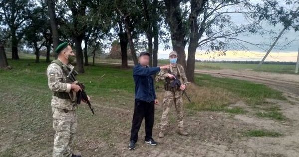 Молдаванин пытался незаконно пересечь украинскую границу.