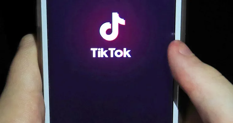 Un tânăr din Fălești și-ar fi pus capăt zilelor într-un live pe TikTok