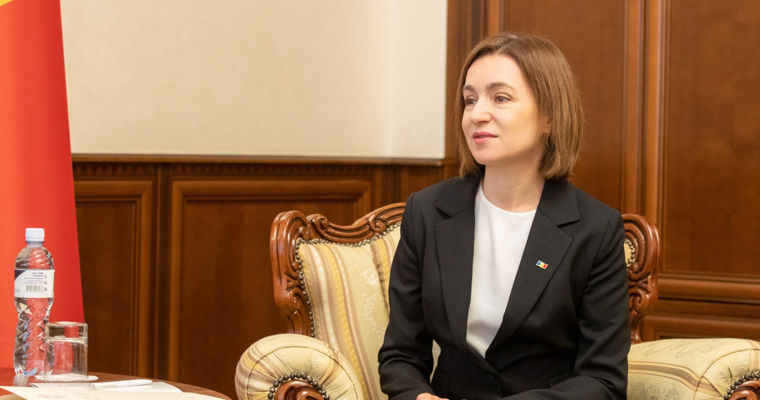 Майя Санду находится с визитом в Германии, где получит премию в 25 000 евро.
