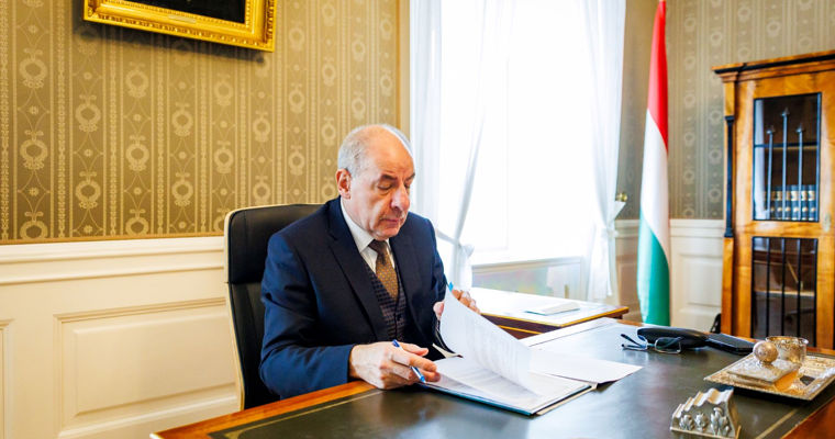 Президент Венгрии Томаш Шуйок.