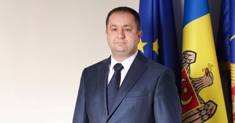 Экс-прокурор избежал проверки НОН, уволившись до завершения веттинга.