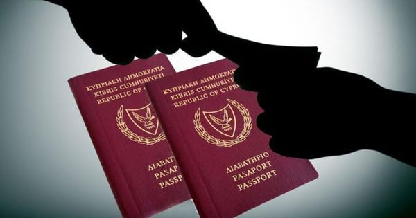 Кипр отберет гражданство у 45 владельцев "золотых паспортов".