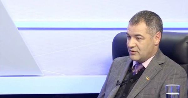 Цыку: Нэстасе должен отдохнуть от политики, а PAS и DA - объединиться.