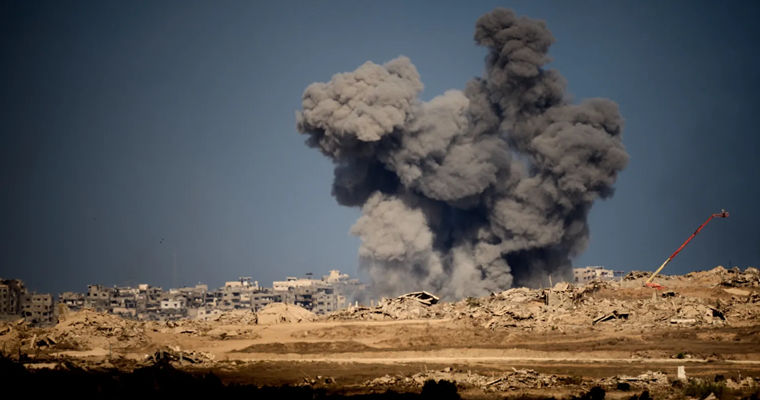 Netanyahu a ordonat armatei israeliene să lanseze atacuri puternice asupra Fâșiei Gaza.