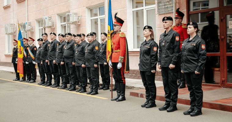 В состав миссии KFOR направлен новый контингент карабинеров.