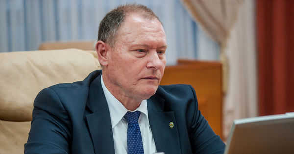 ПДС подготовит новый вотум недоверия против главы МИДЕИ.