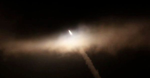 В России запустили гиперзвуковую ракету «Циркон» с подводной лодки.