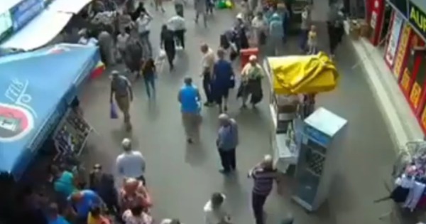 Жителя Яловен обокрали на центральном рынке Кишинева.
