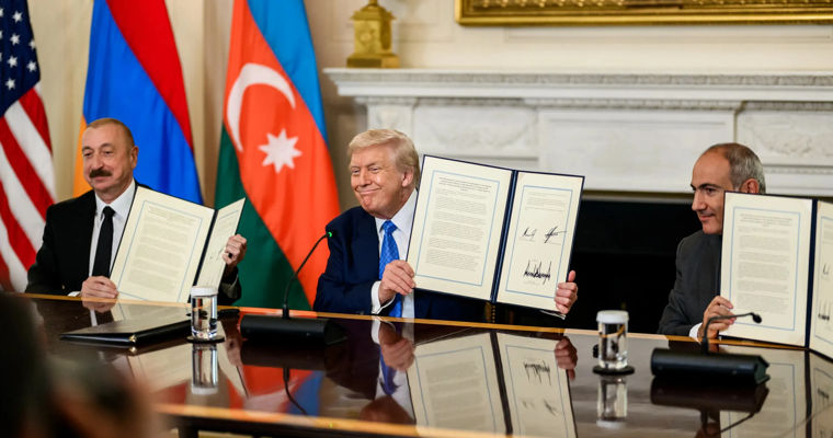 Армения и Азербайджан отказались от территориальных претензий друг к другу.