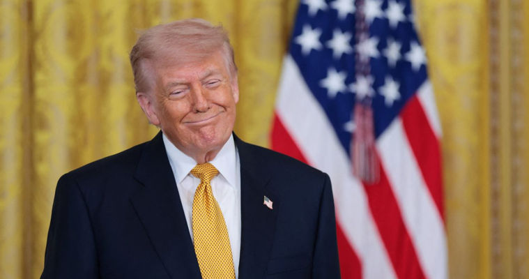 Трамп провозгласил 8 мая Днем победы США во Второй мировой войне.