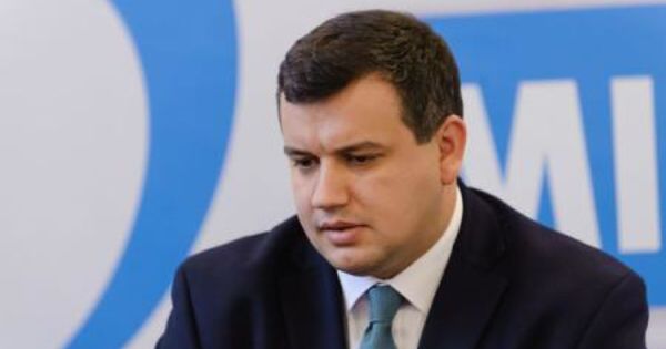 Томак считает, что объединение Румынии и Молдовы должно быть приоритетом для Румынии. Фото: agerpres.ro.