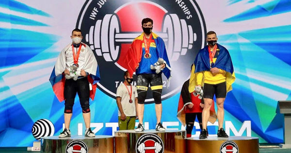 Тяжелоатлет Тудор Брату стал чемпионом мира среди молодежи.
