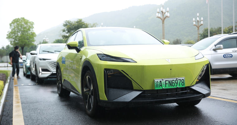 Prețul unei mașini în SUA este echivalent cu cinci electrice în China.