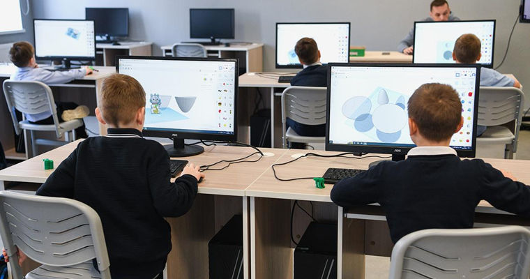 Lituania pregătește reguli pentru utilizarea inteligenței artificiale în școli.