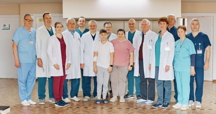 В Молдове впервые имплантировали беспроводной кардиостимулятор ребёнку.