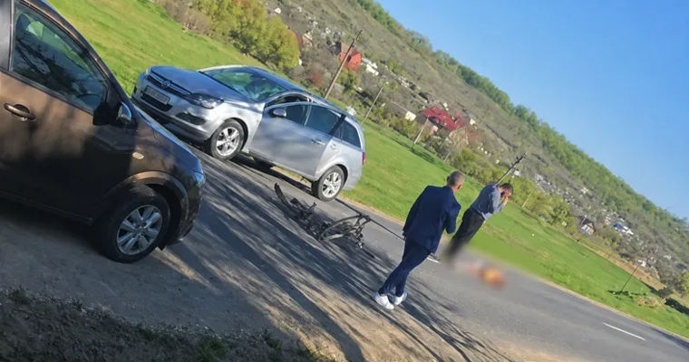 Un copil de opt ani, lovit de o mașină la Cărpineni.