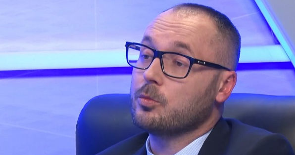 Экс-министр юстиции Литвиненко консультирует Санду по некоторым вопросам. Фото: Point.