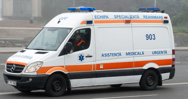 В Страшенском районе женщина и ребенок получили ножевые ранения.